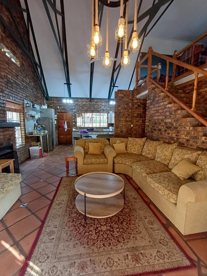 9 Bedroom Property for Sale in Willow Grange Free State